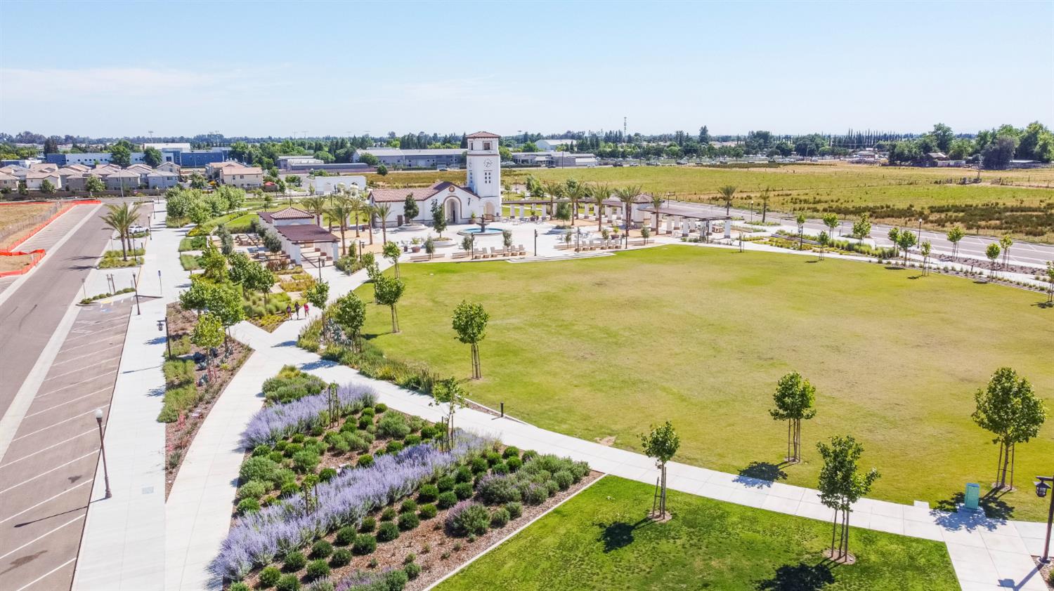 4158 Duncan Ave, Clovis, CA 93619