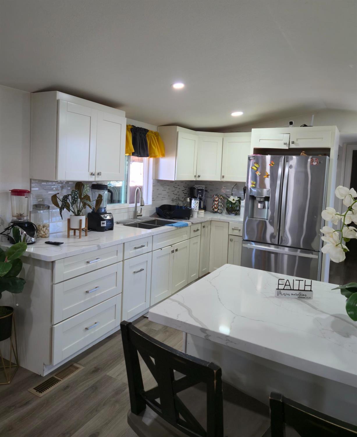 1284 Elizabeth St #80, Coalinga, CA 93210