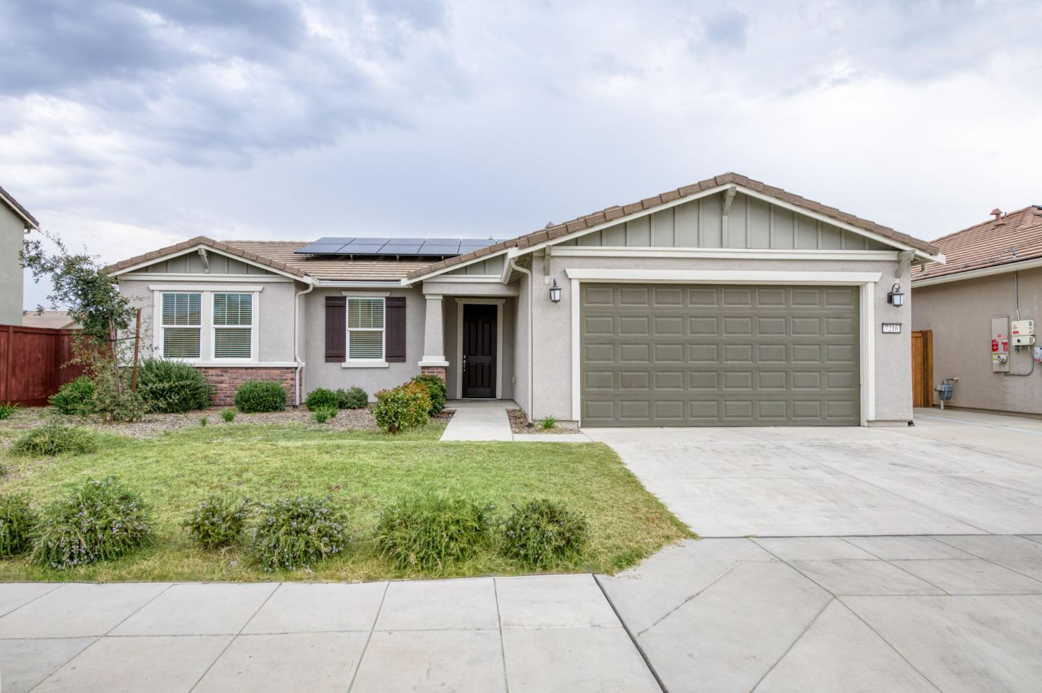 7216 E University Ave, Fresno, CA 93737