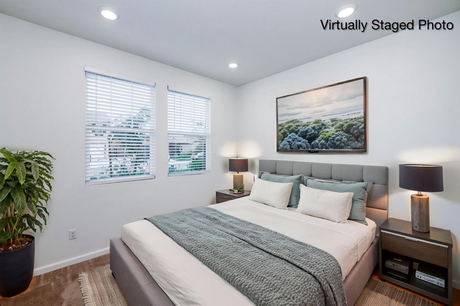 7216 E University Ave, Fresno, CA 93737