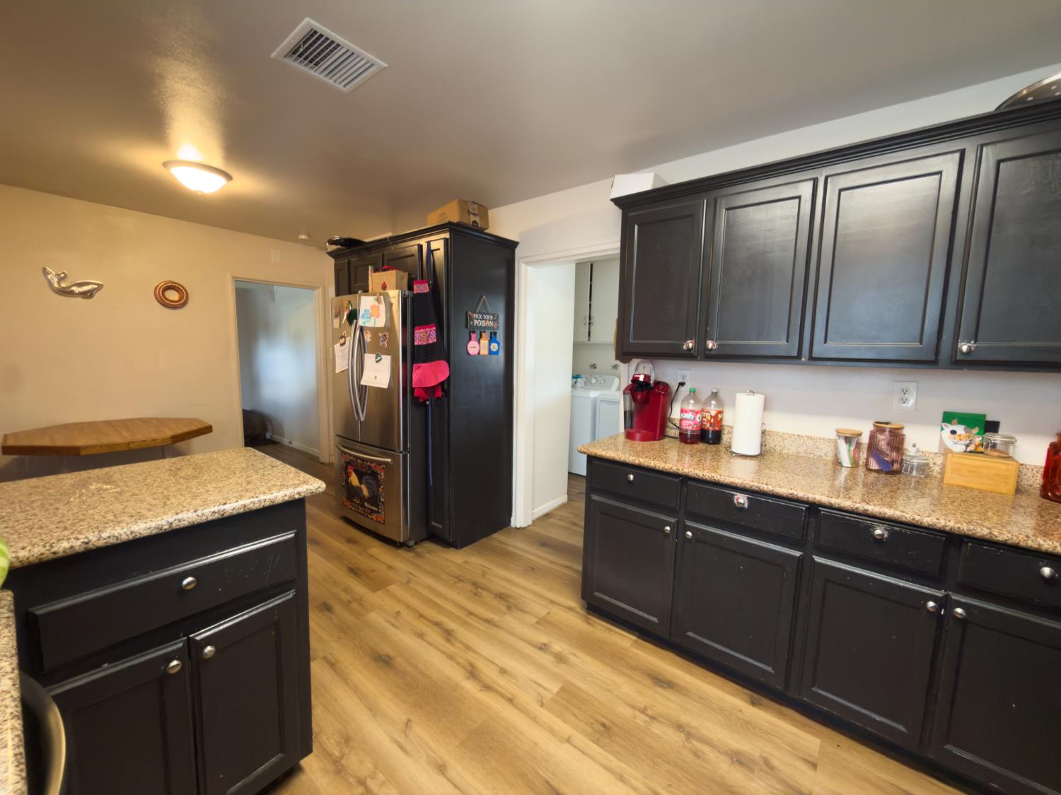 34 E McKinley Ave, Fresno, CA 93728