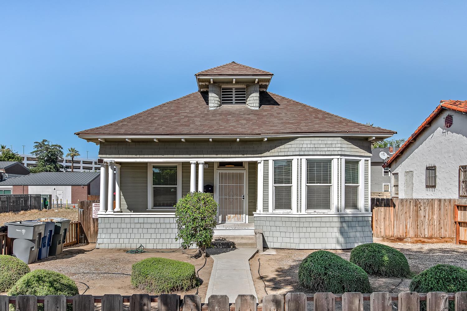 1320 P St, Fresno, CA 93721