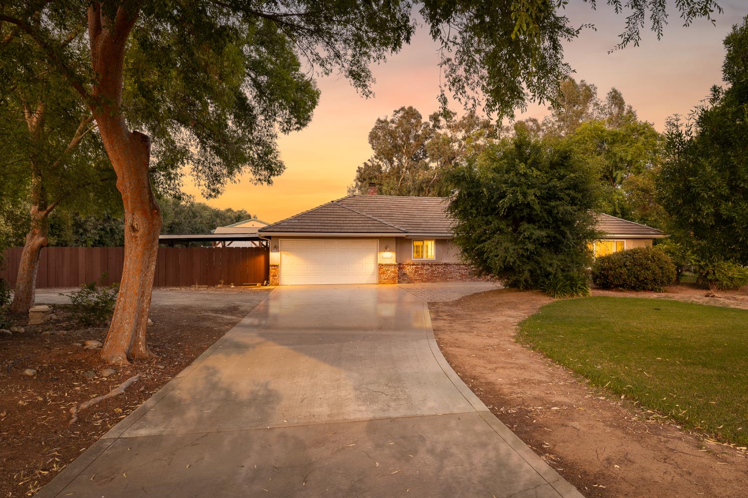 6160 N Sheridan Rd, Clovis, CA 93619