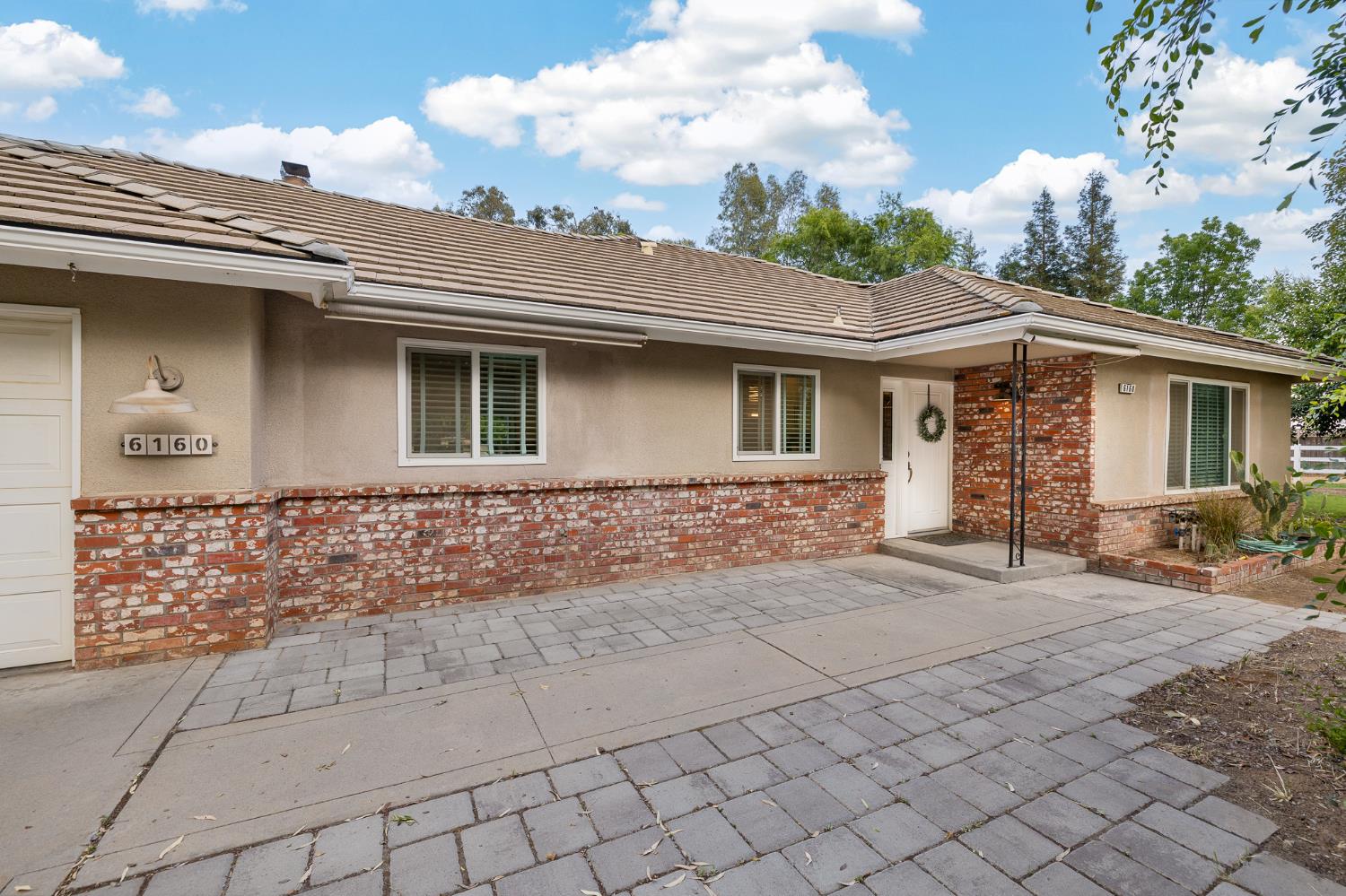 6160 N Sheridan Rd, Clovis, CA 93619