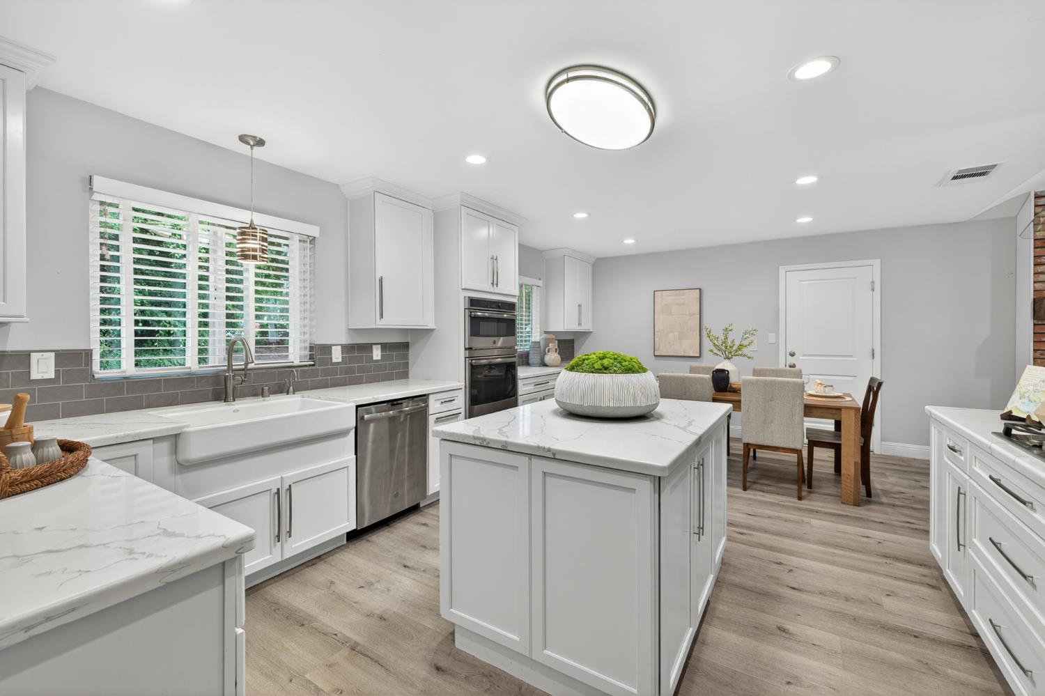 6160 N Sheridan Rd, Clovis, CA 93619