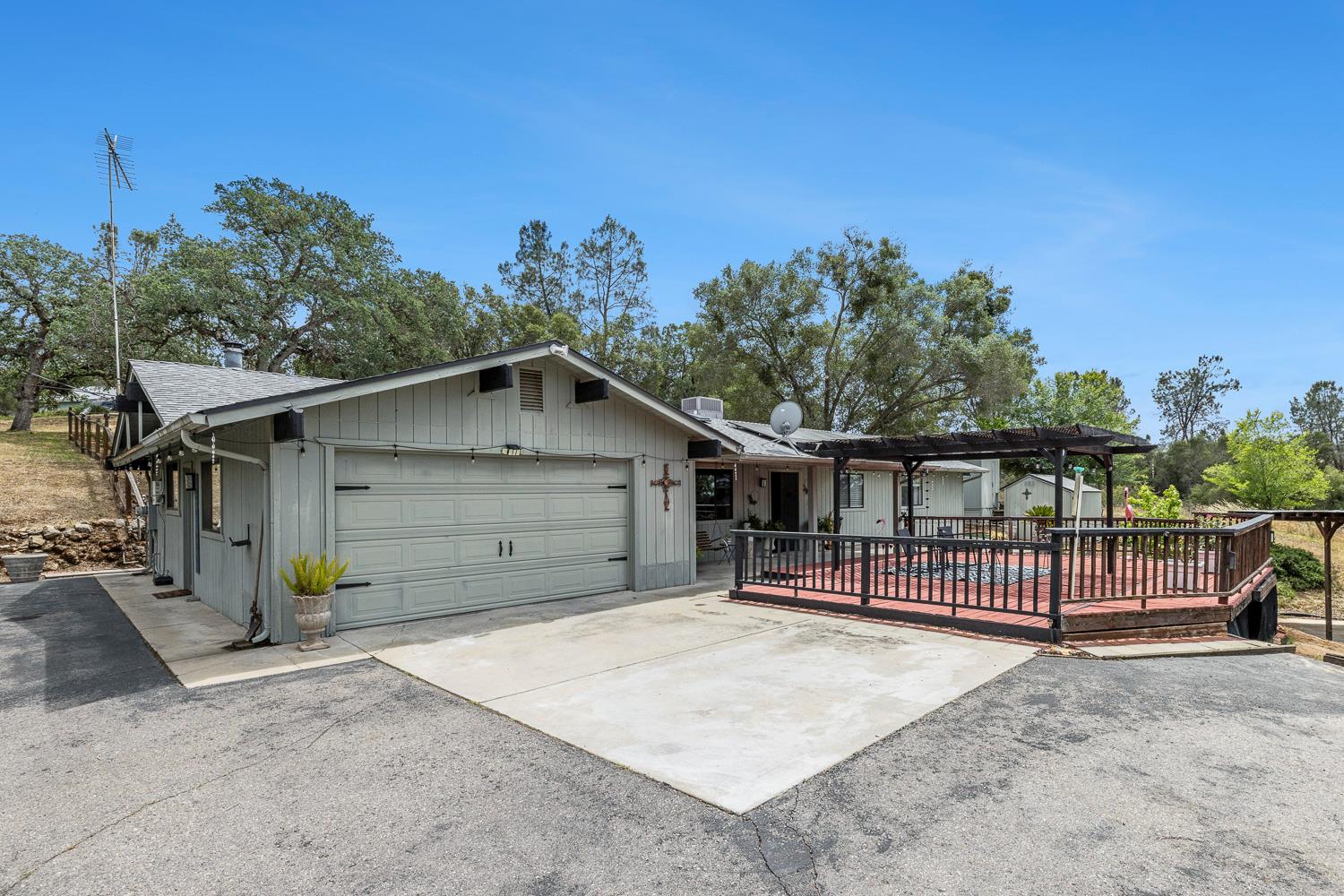 41570 Long Hollow Dr, Coarsegold, CA 93614
