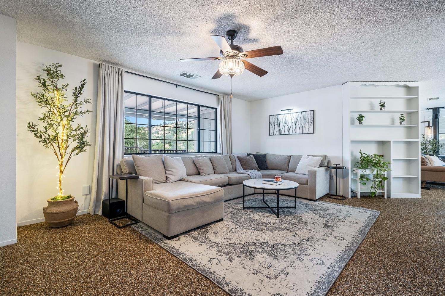 41570 Long Hollow Dr, Coarsegold, CA 93614