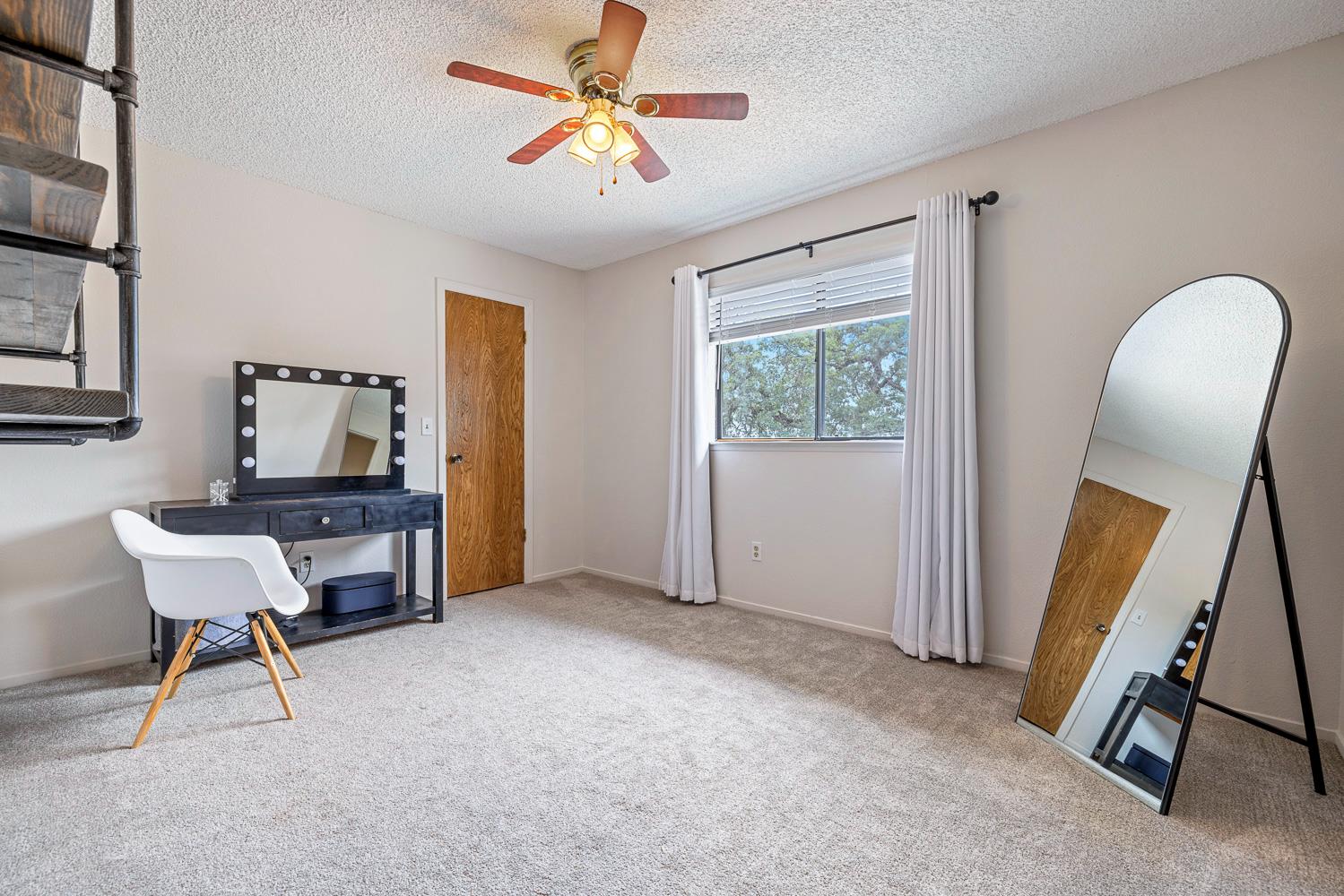 41570 Long Hollow Dr, Coarsegold, CA 93614