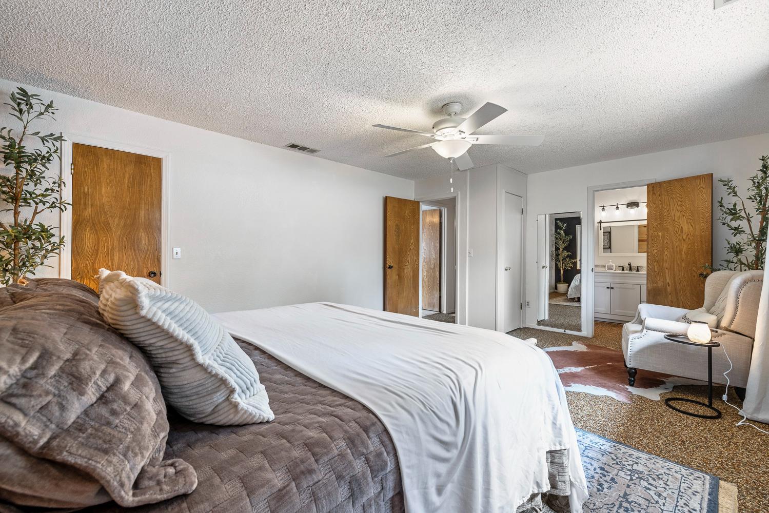 41570 Long Hollow Dr, Coarsegold, CA 93614