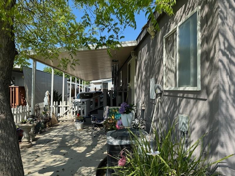 860 E Grangeville Blvd #166, Hanford, CA 93230