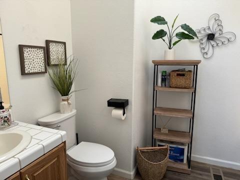 860 E Grangeville Blvd #166, Hanford, CA 93230