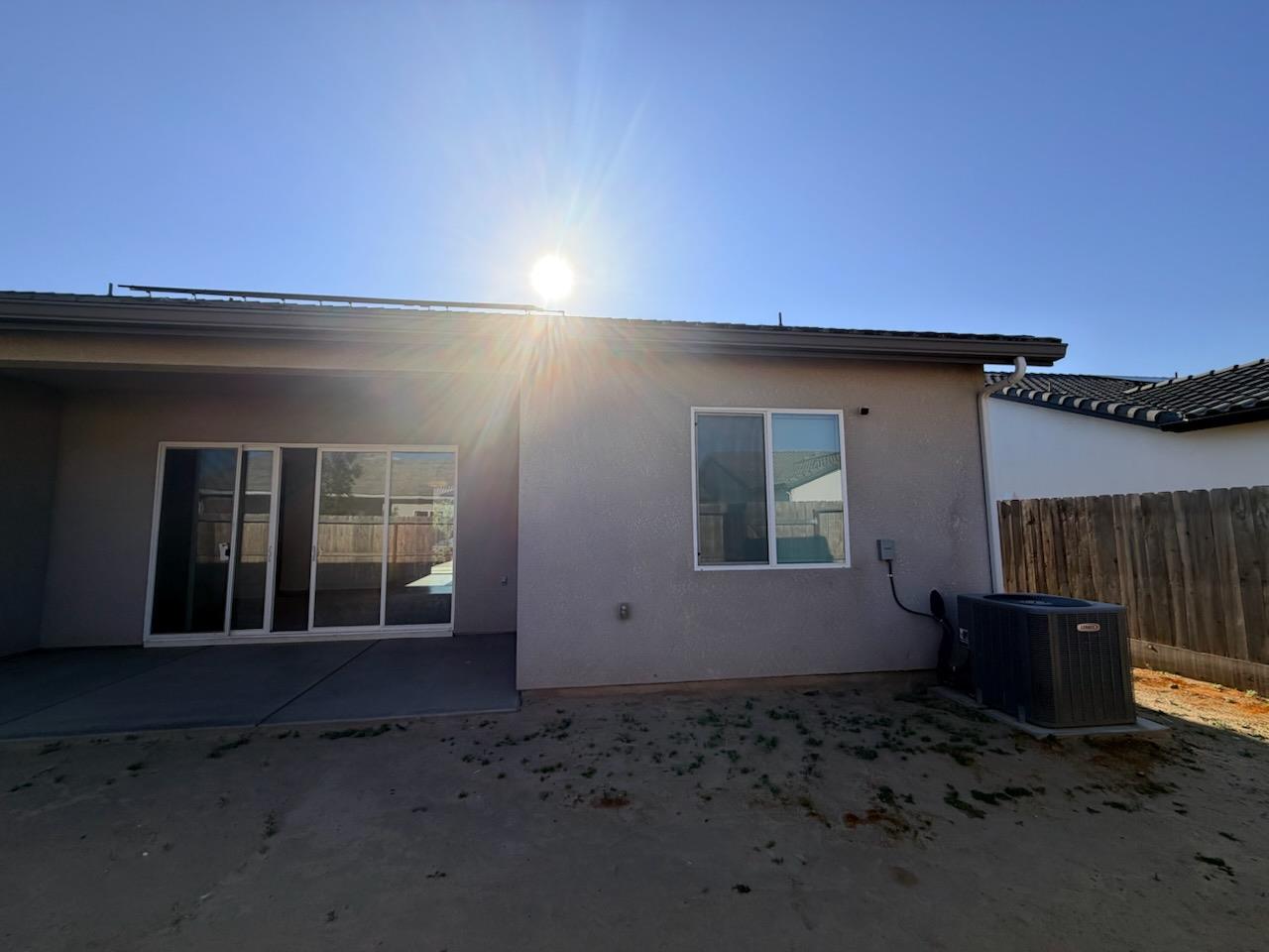 2935 21ST Ave, Kingsburg, CA 93631