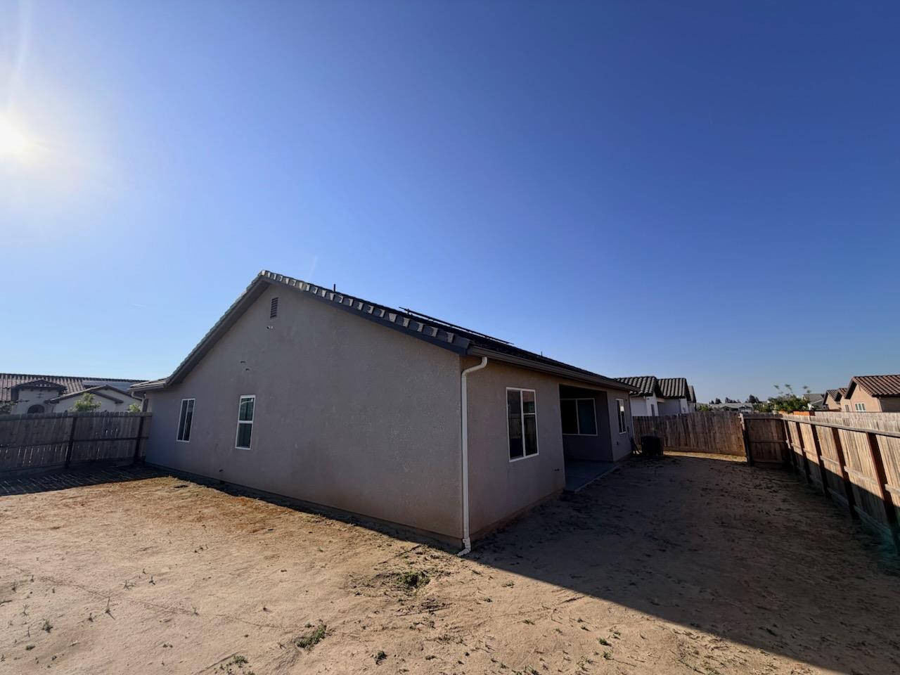2935 21ST Ave, Kingsburg, CA 93631