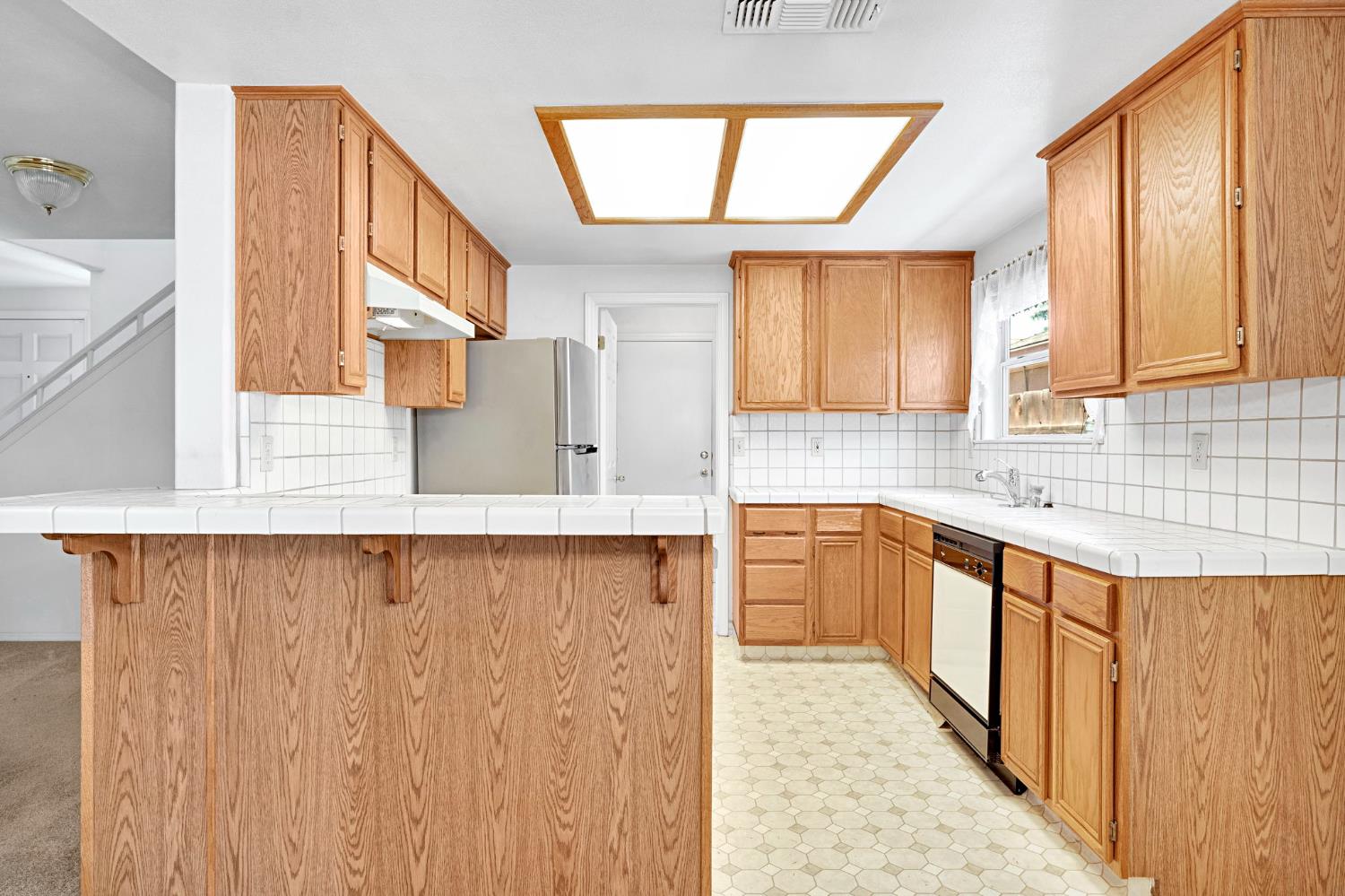 1315 E Loma Linda Ave, Fresno, CA 93720