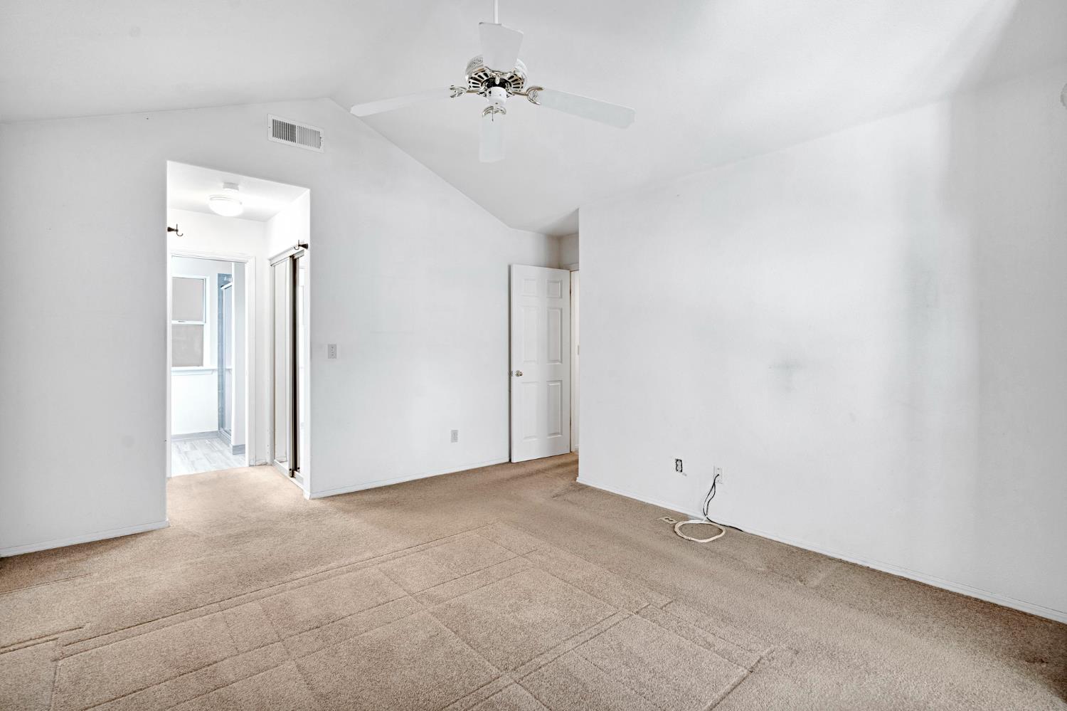 1315 E Loma Linda Ave, Fresno, CA 93720