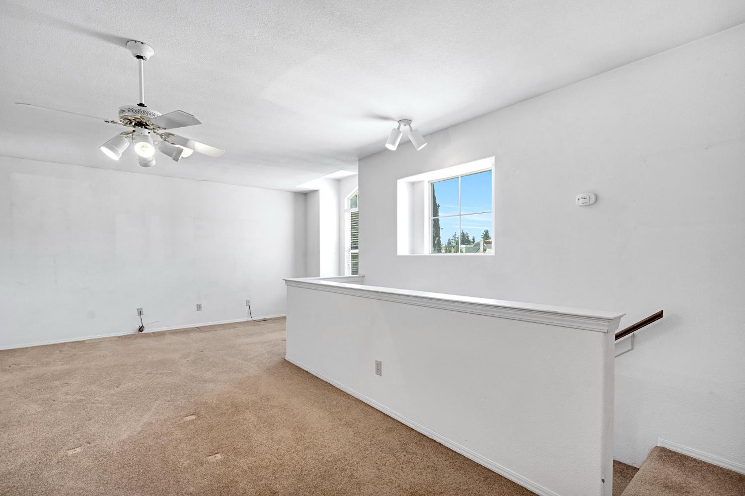 1315 E Loma Linda Ave, Fresno, CA 93720
