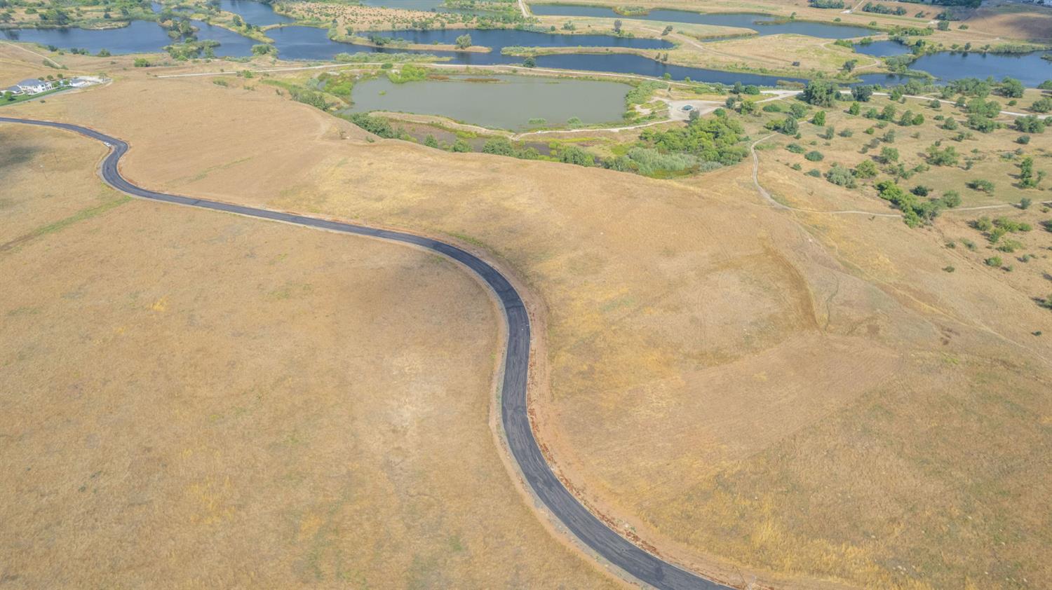 40304 River Estate Dr, Madera, CA 93636