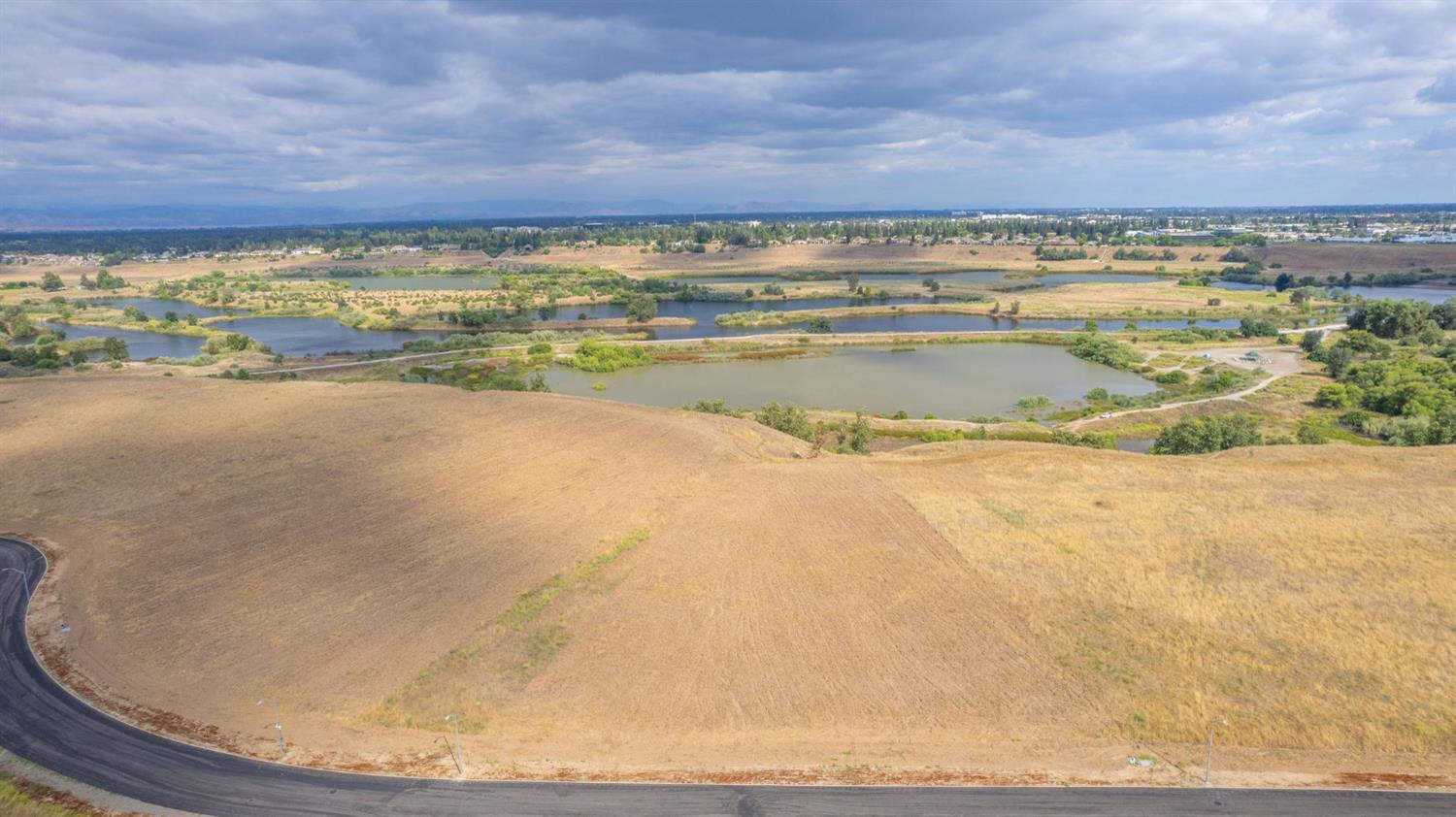 40312 River Estate Dr, Madera, CA 93636