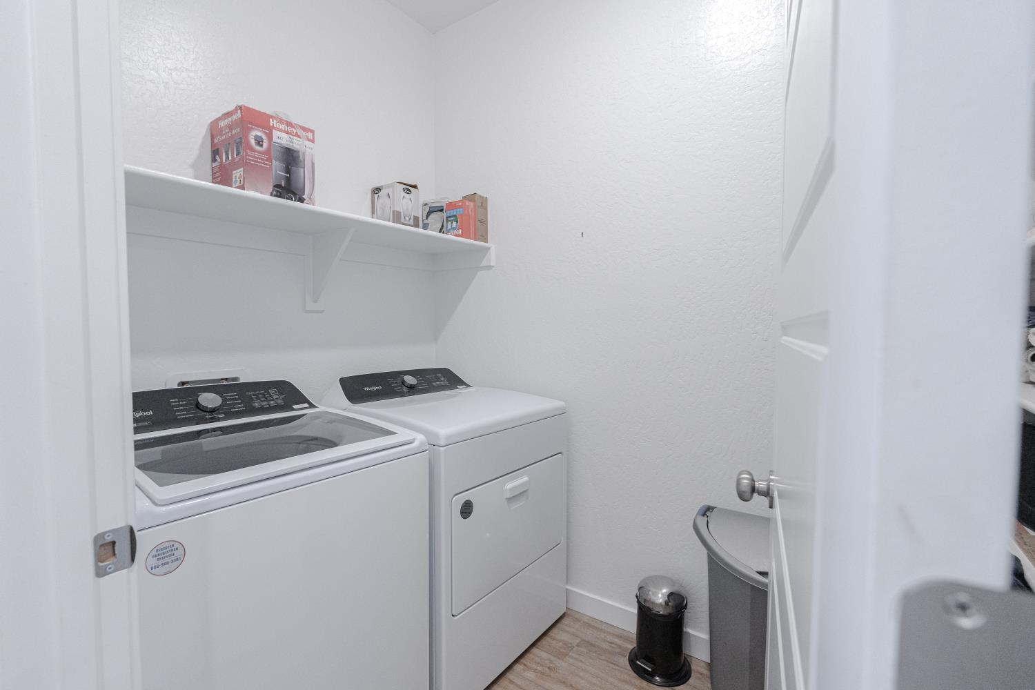 2758 N Applegate Ave, Fresno, CA 93737
