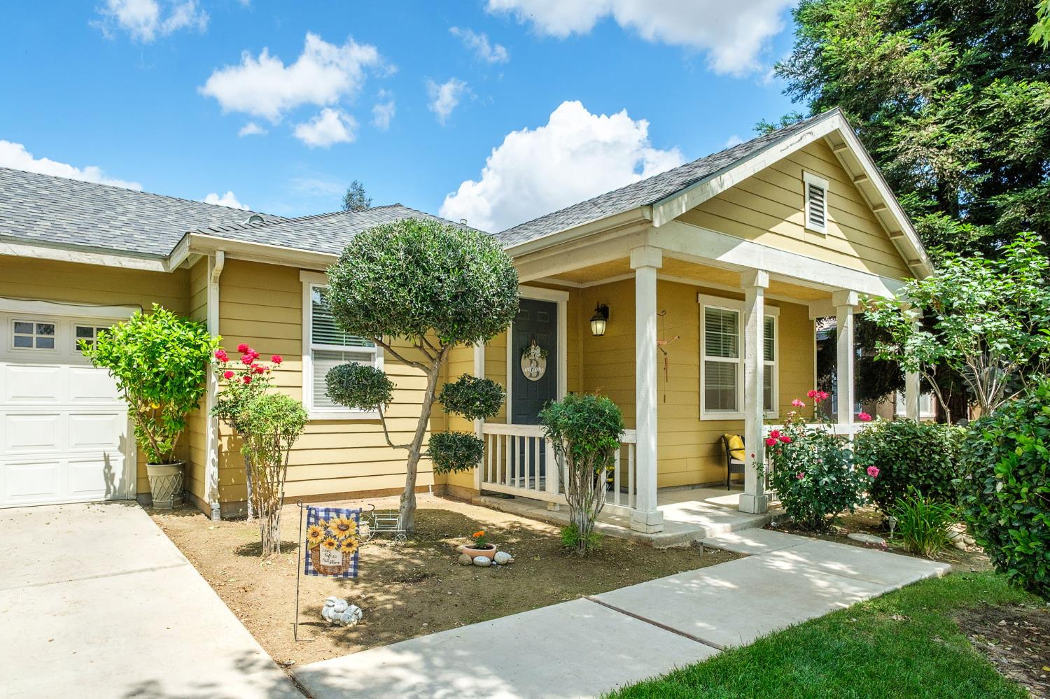 454 E Sierra Ave, Reedley, CA 93654