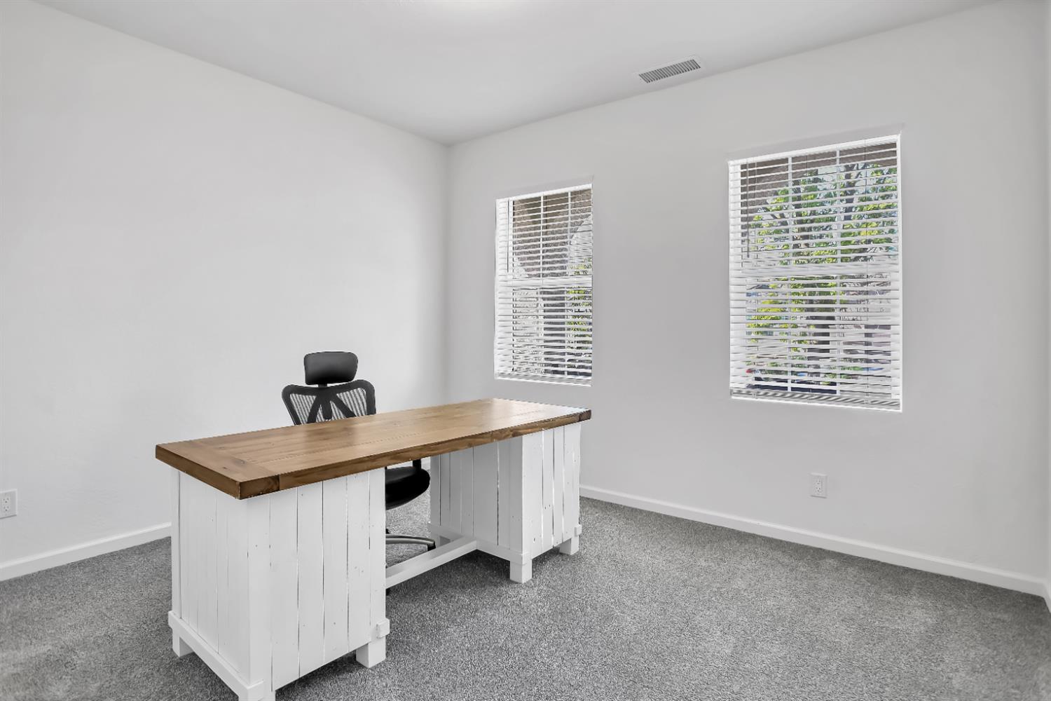4433 Oak Knoll Rd, Madera, CA 93636