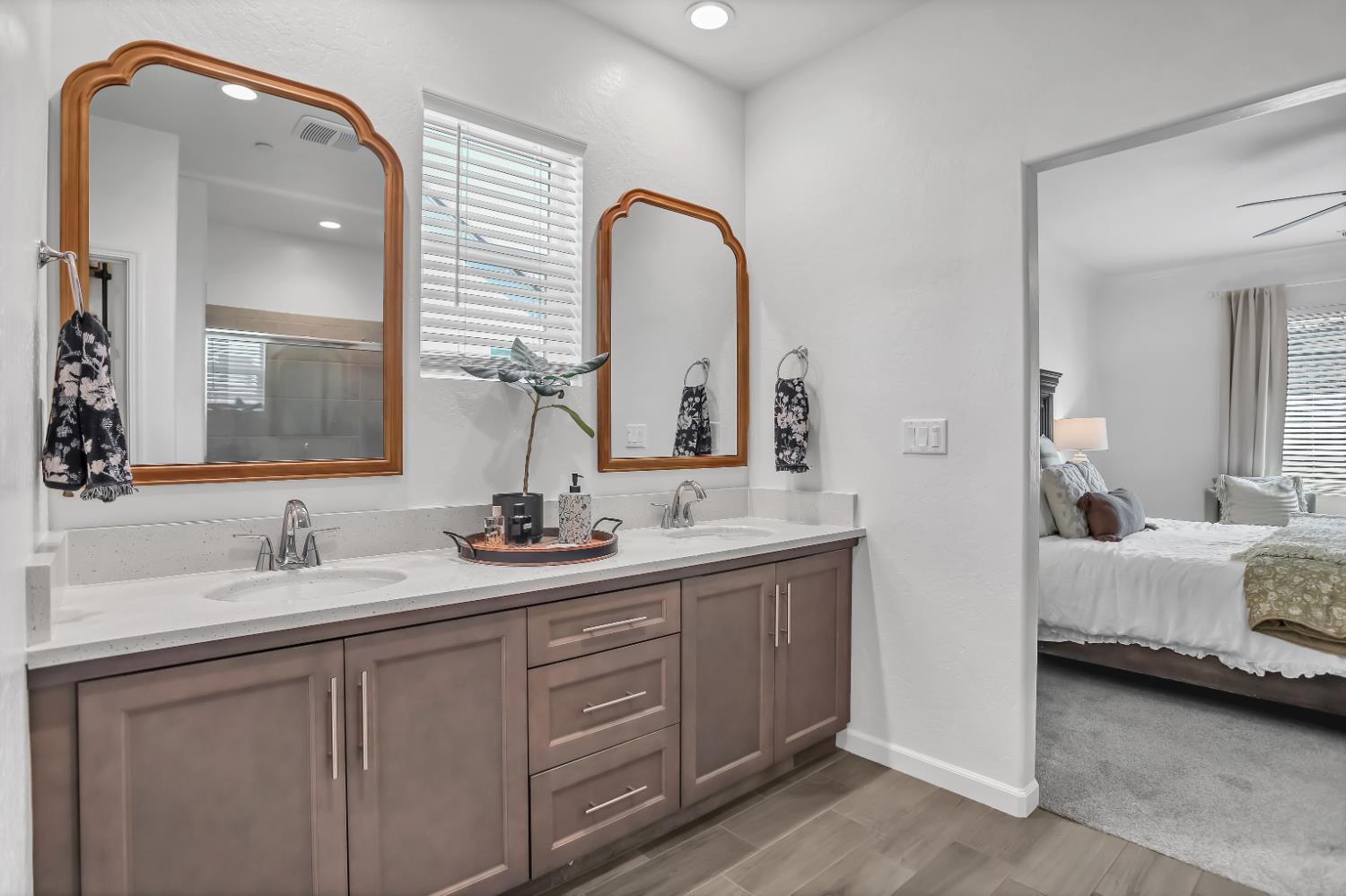 4433 Oak Knoll Rd, Madera, CA 93636