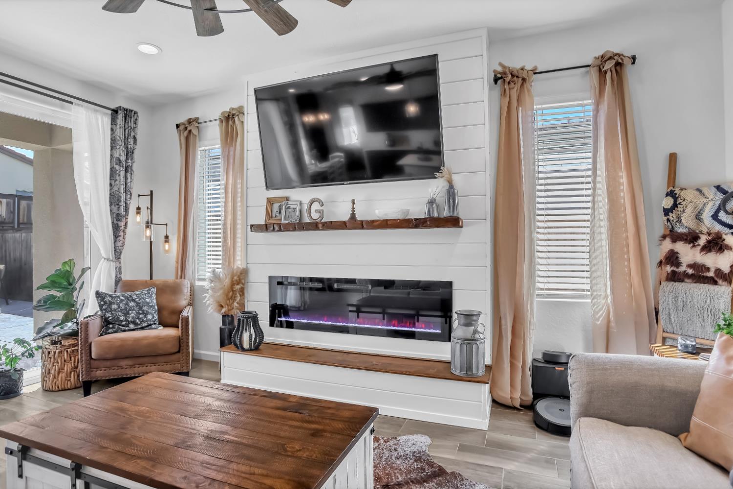 4433 Oak Knoll Rd, Madera, CA 93636