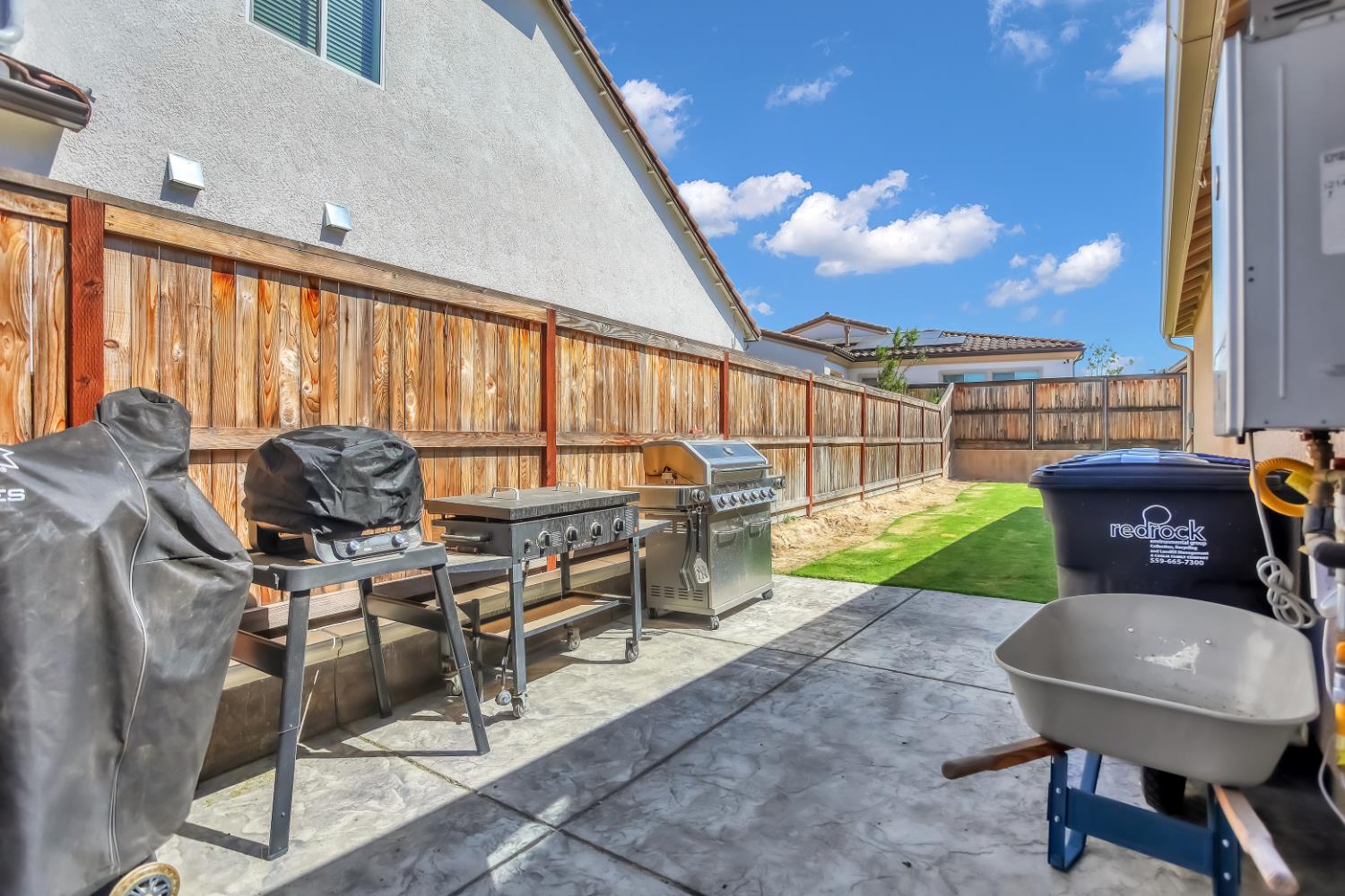 4433 Oak Knoll Rd, Madera, CA 93636