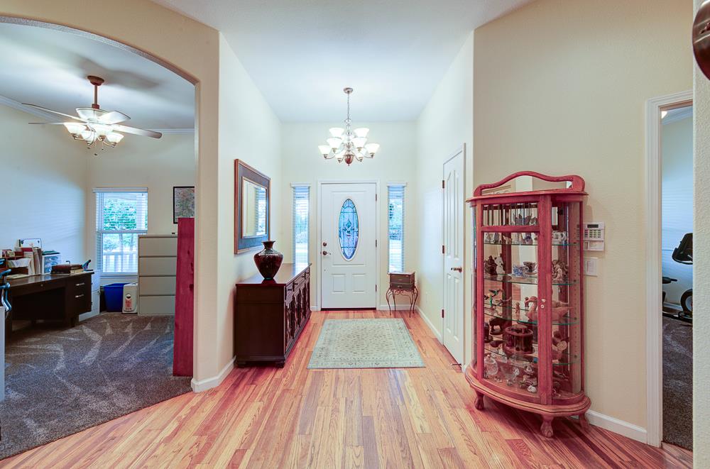 17465 Monreal Rd, Madera, CA 93636