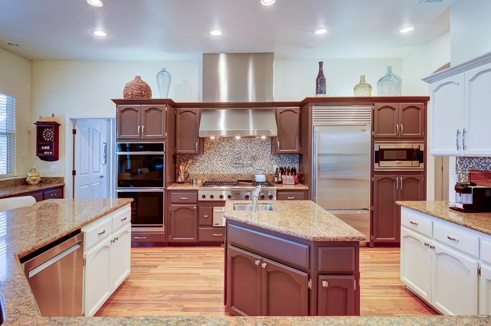 17465 Monreal Rd, Madera, CA 93636