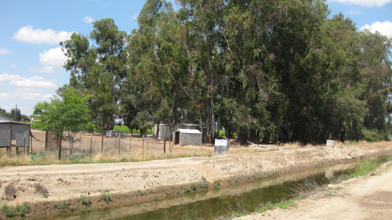 6778 Nebraska Ave, Selma, CA 93662