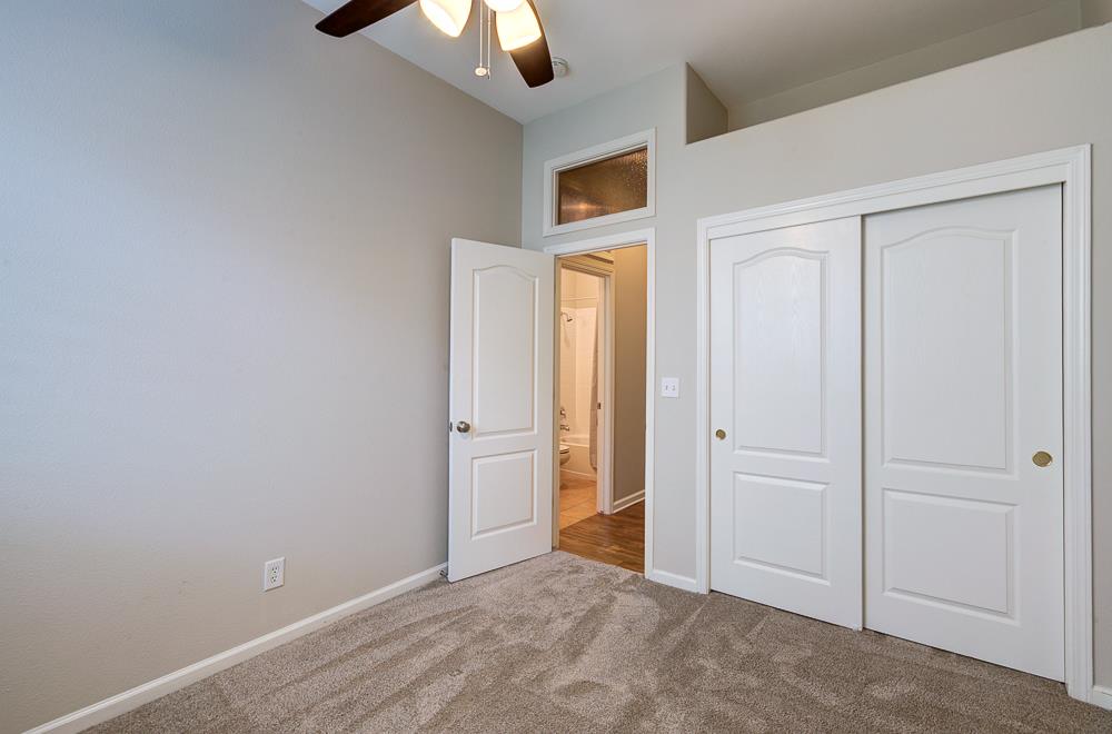 3235 Rall Ave, Clovis, CA 93619