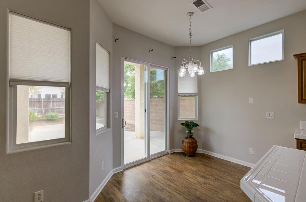 3235 Rall Ave, Clovis, CA 93619