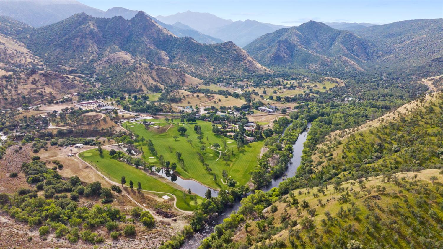 41117 Sierra Dr, Three Rivers, CA 93271