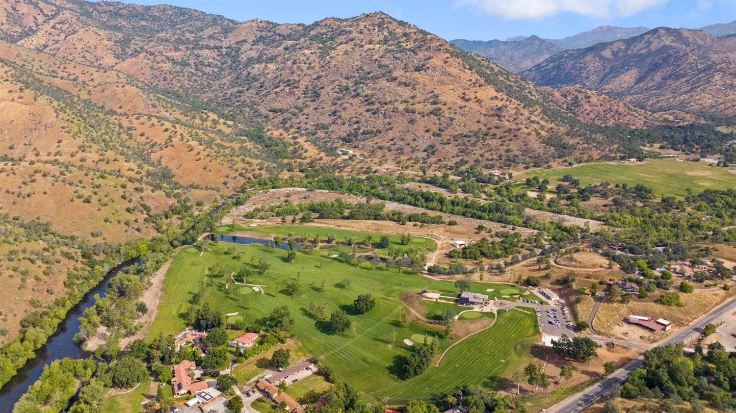 41117 Sierra Dr, Three Rivers, CA 93271