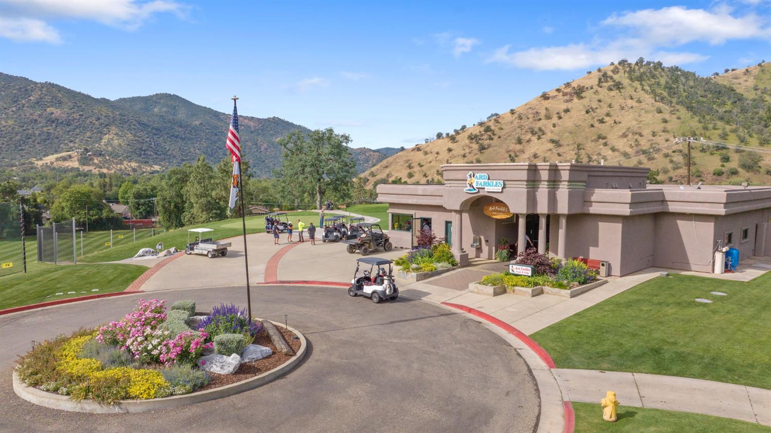 41117 Sierra Dr, Three Rivers, CA 93271