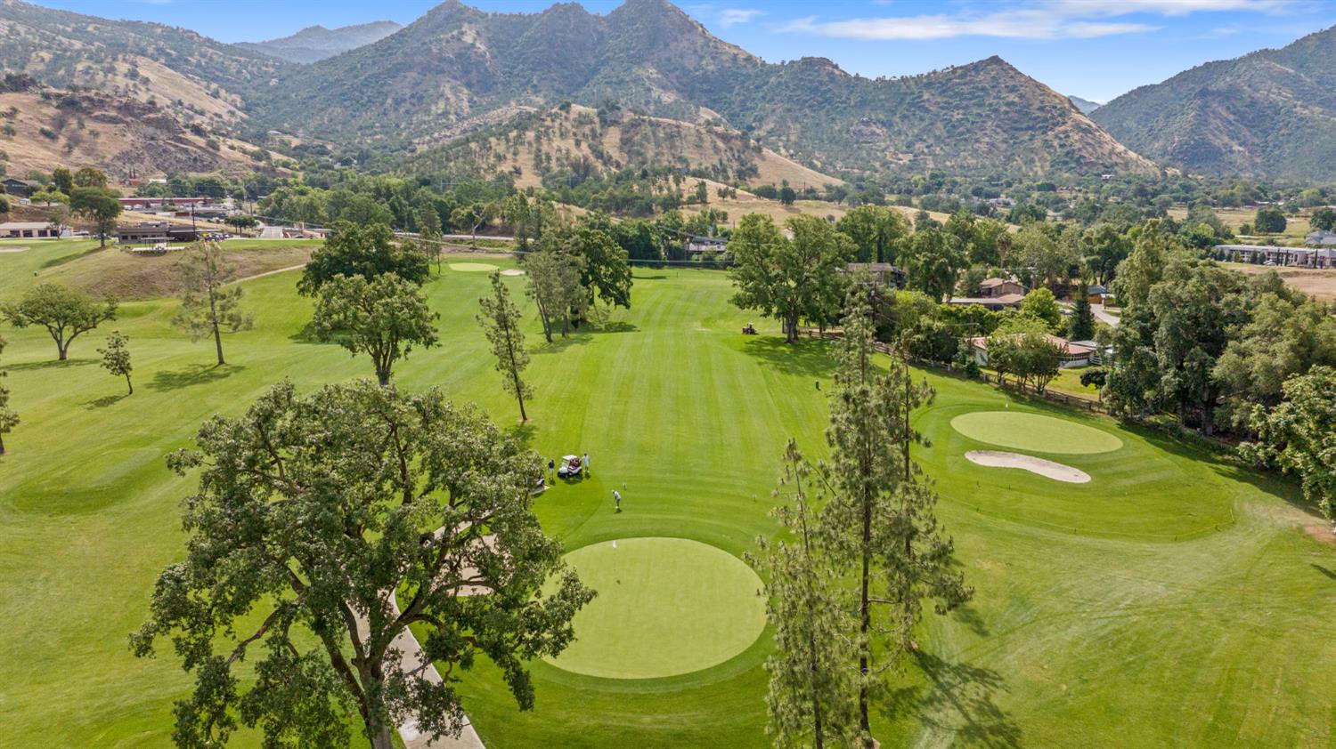 41117 Sierra Dr, Three Rivers, CA 93271