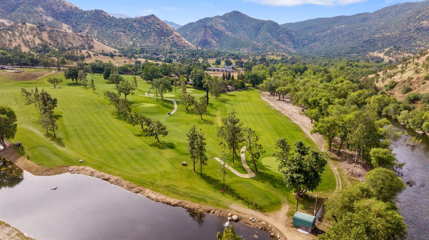 41117 Sierra Dr, Three Rivers, CA 93271