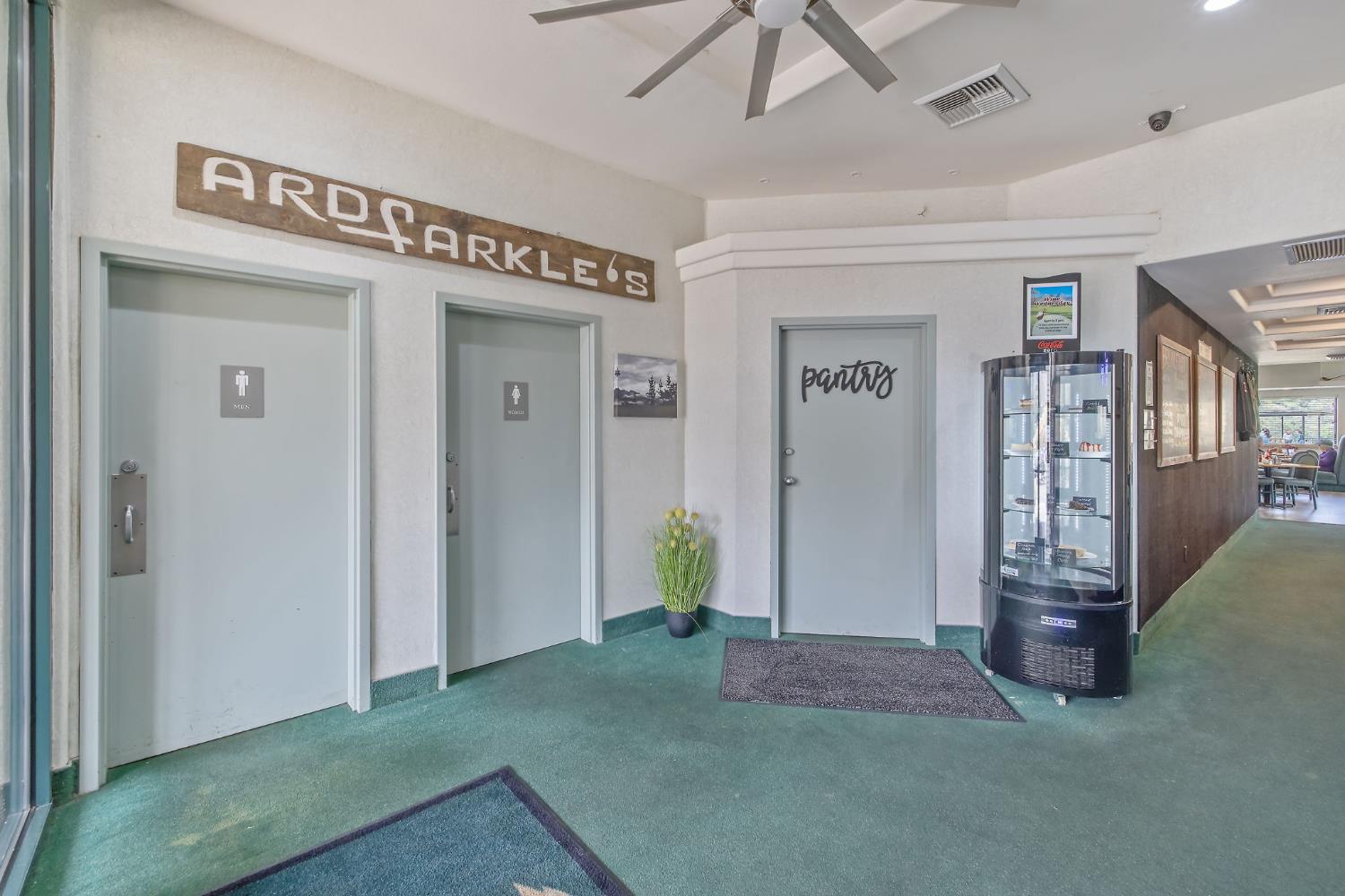 41117 Sierra Dr, Three Rivers, CA 93271