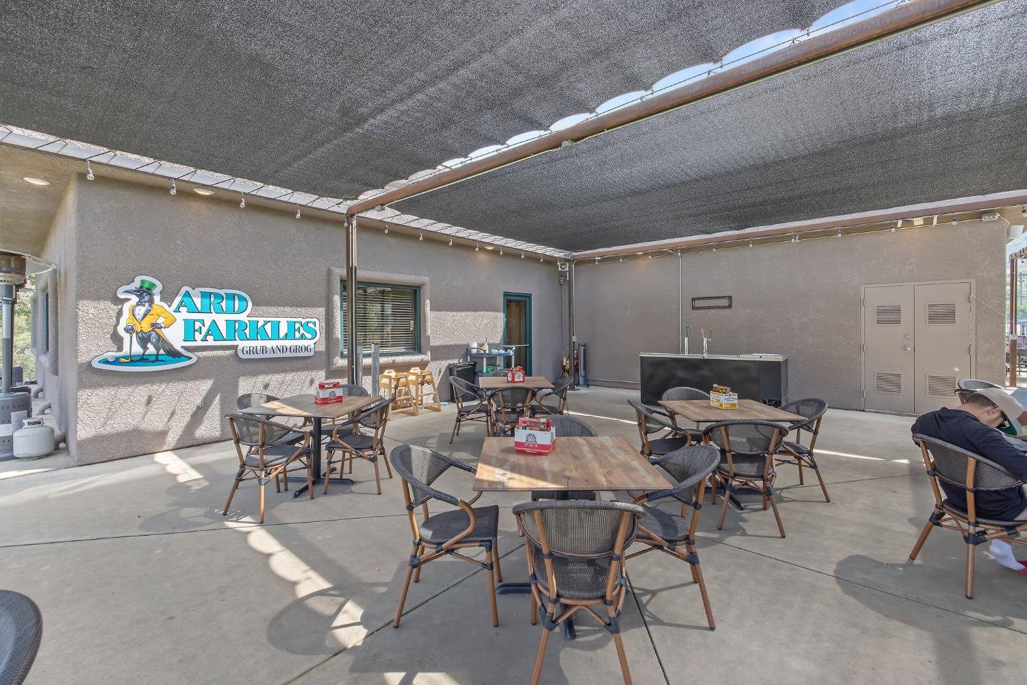41117 Sierra Dr, Three Rivers, CA 93271