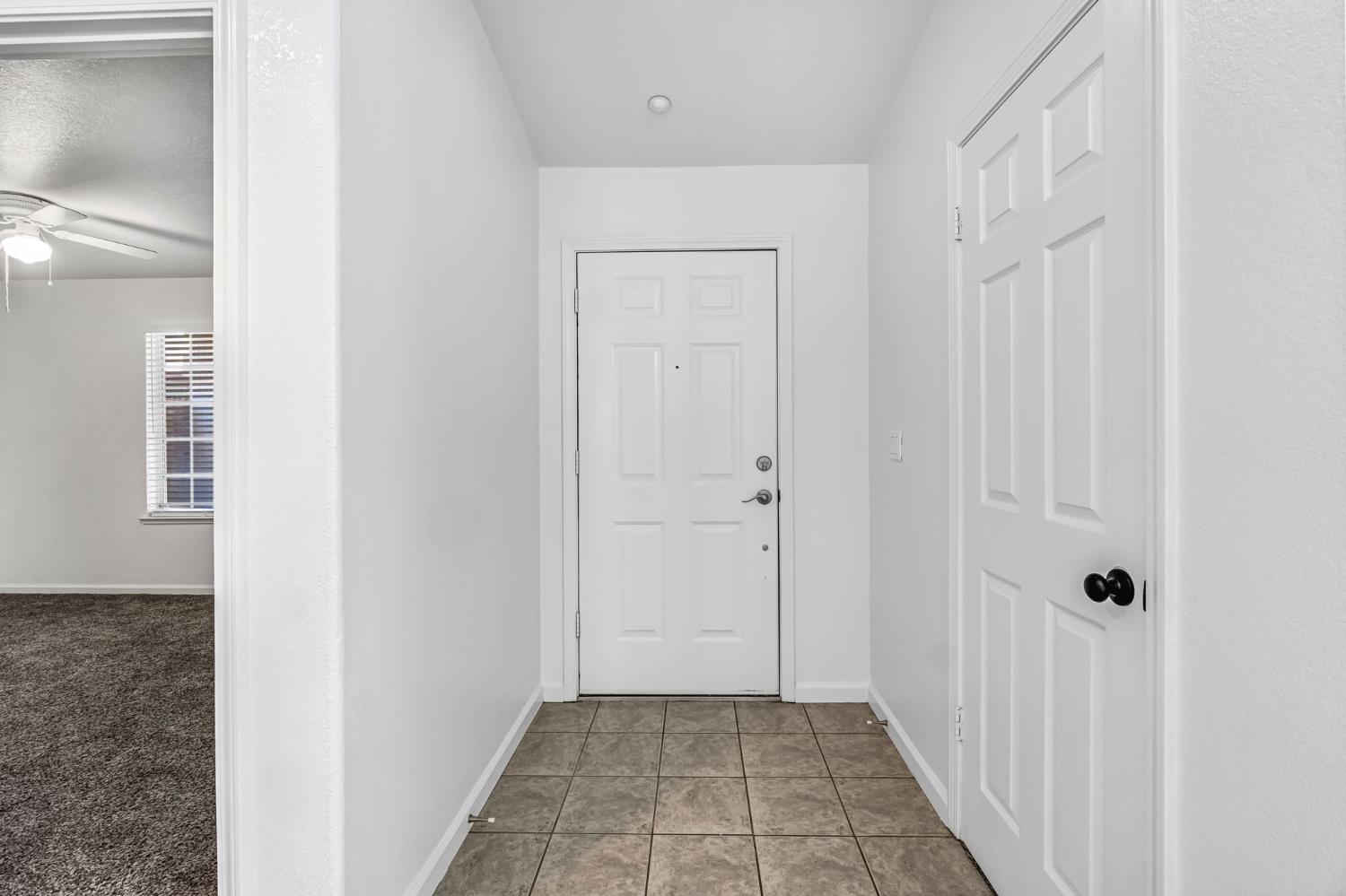 6253 W San Carlos Ave, Fresno, CA 93723