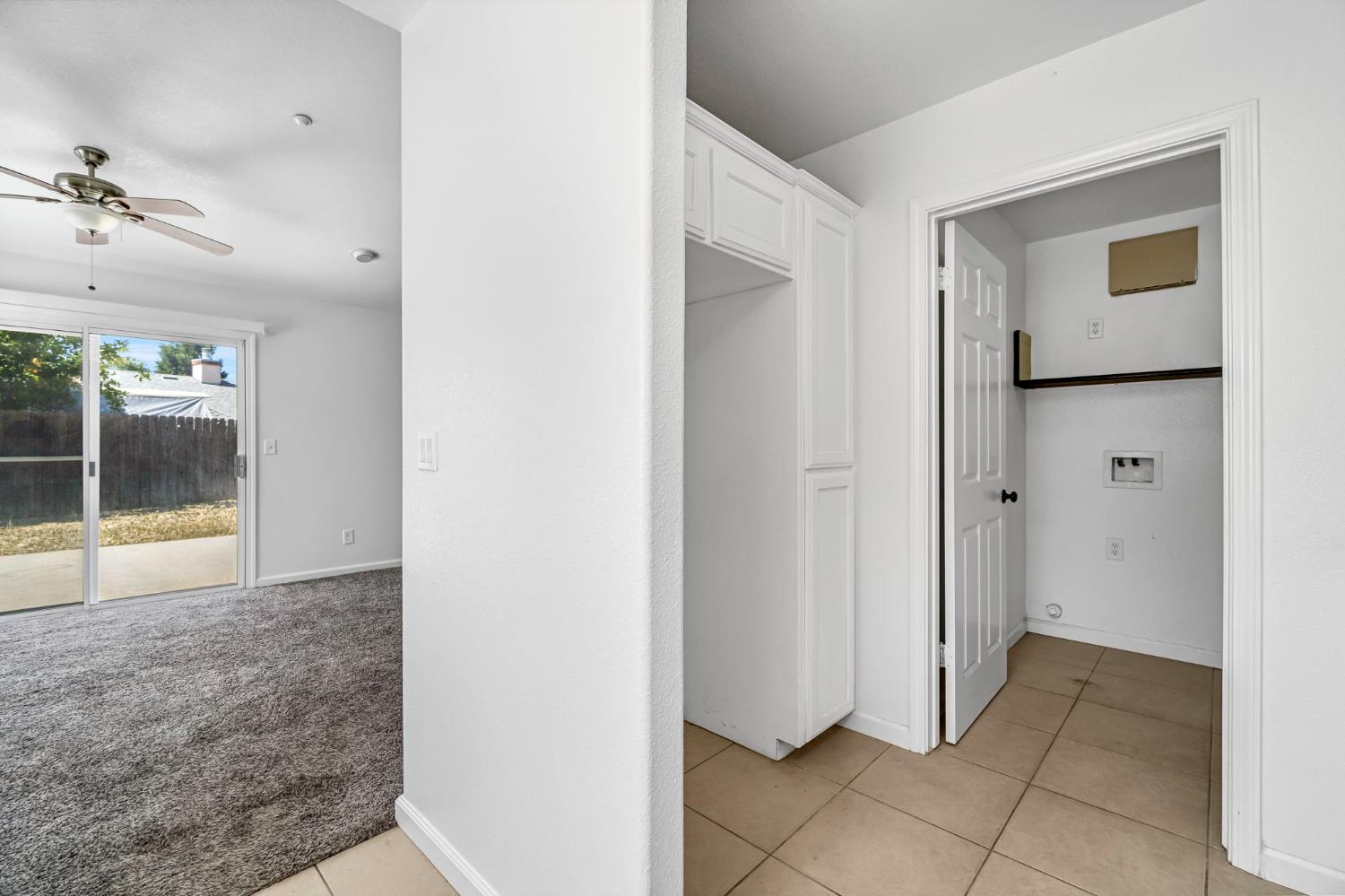 6253 W San Carlos Ave, Fresno, CA 93723