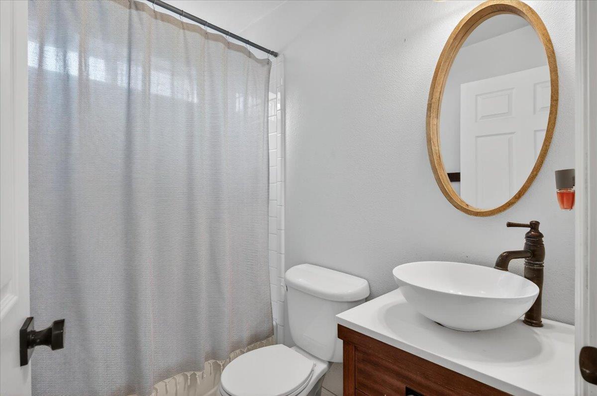 35073 Auberry Rd, Auberry, CA 93602