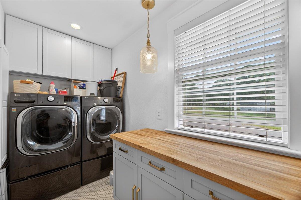 35073 Auberry Rd, Auberry, CA 93602