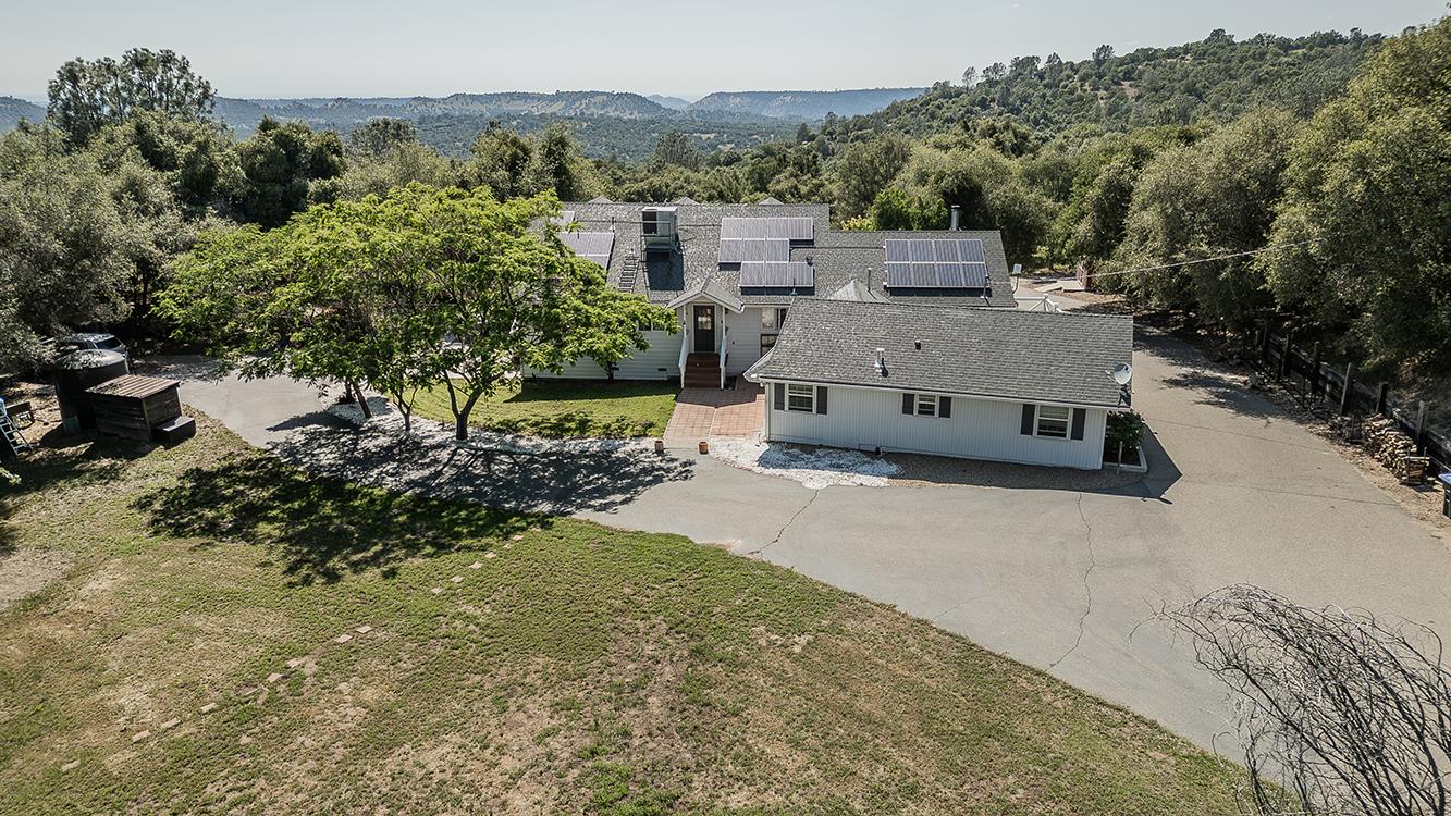 35073 Auberry Rd, Auberry, CA 93602