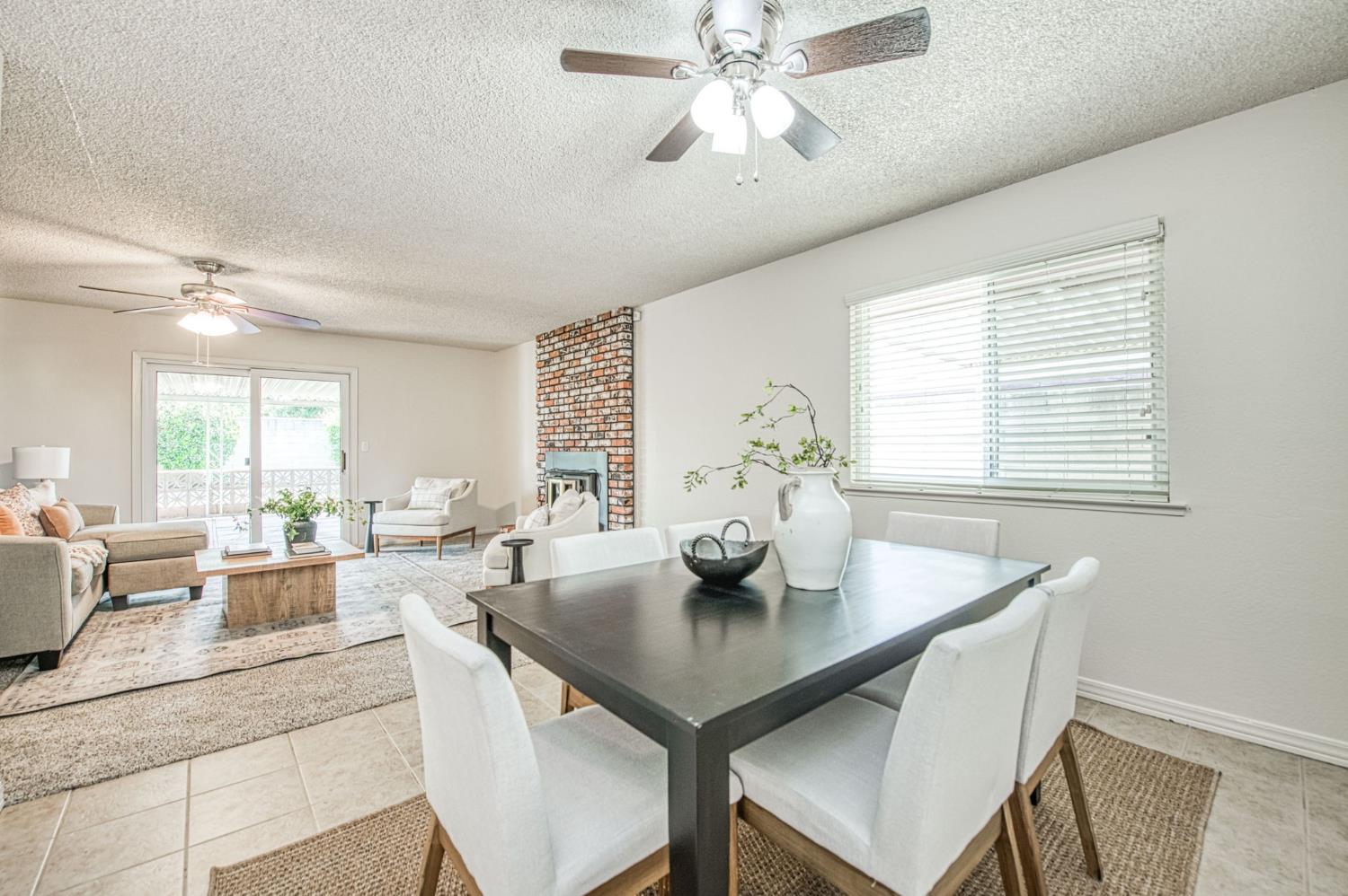 2153 Jenni Ave, Sanger, CA 93657
