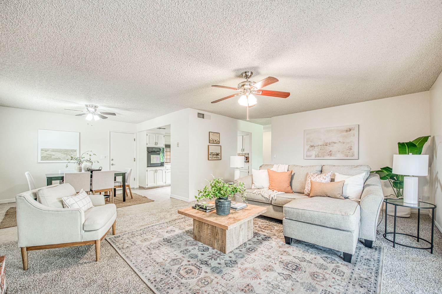 2153 Jenni Ave, Sanger, CA 93657