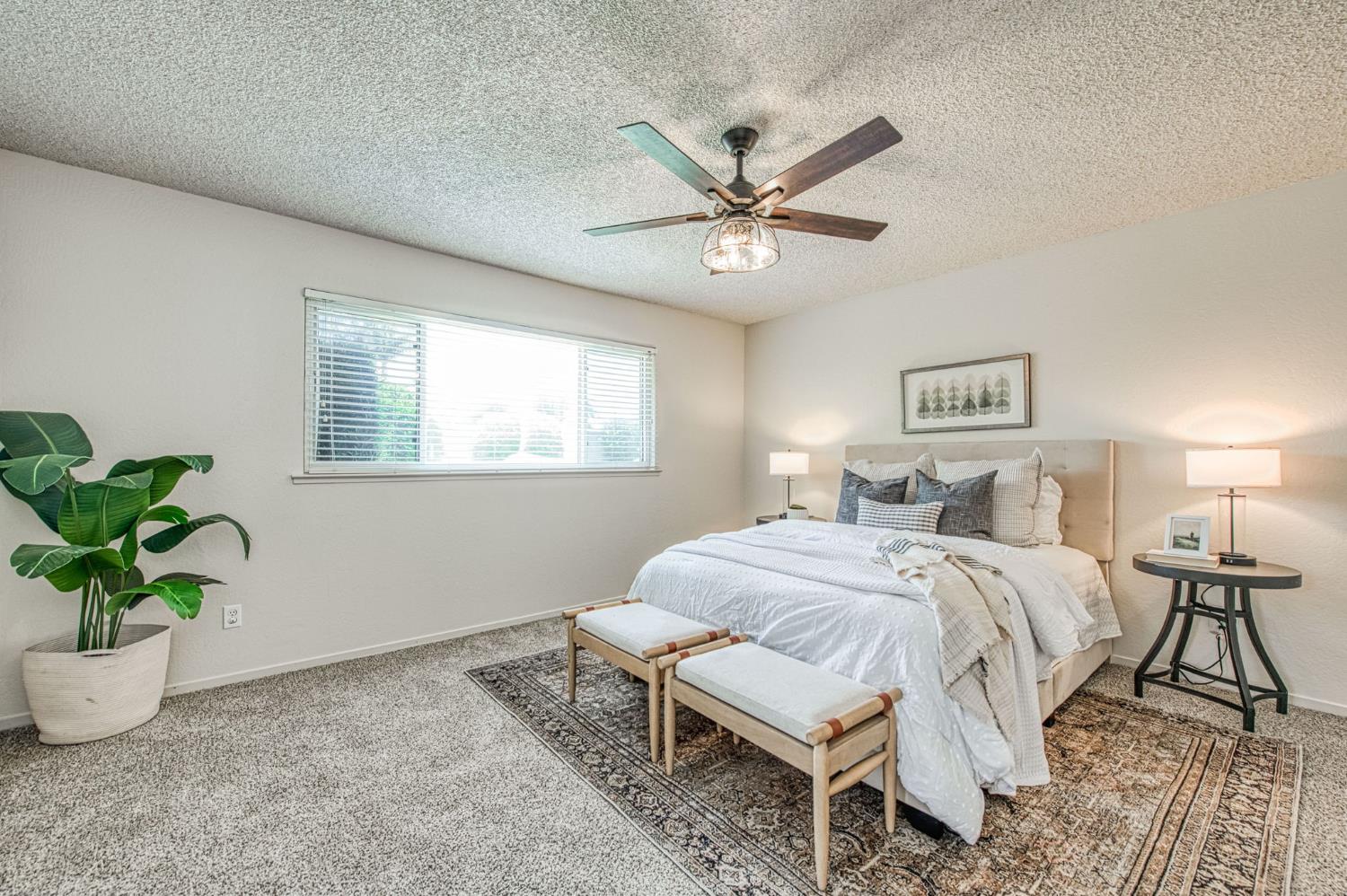 2153 Jenni Ave, Sanger, CA 93657