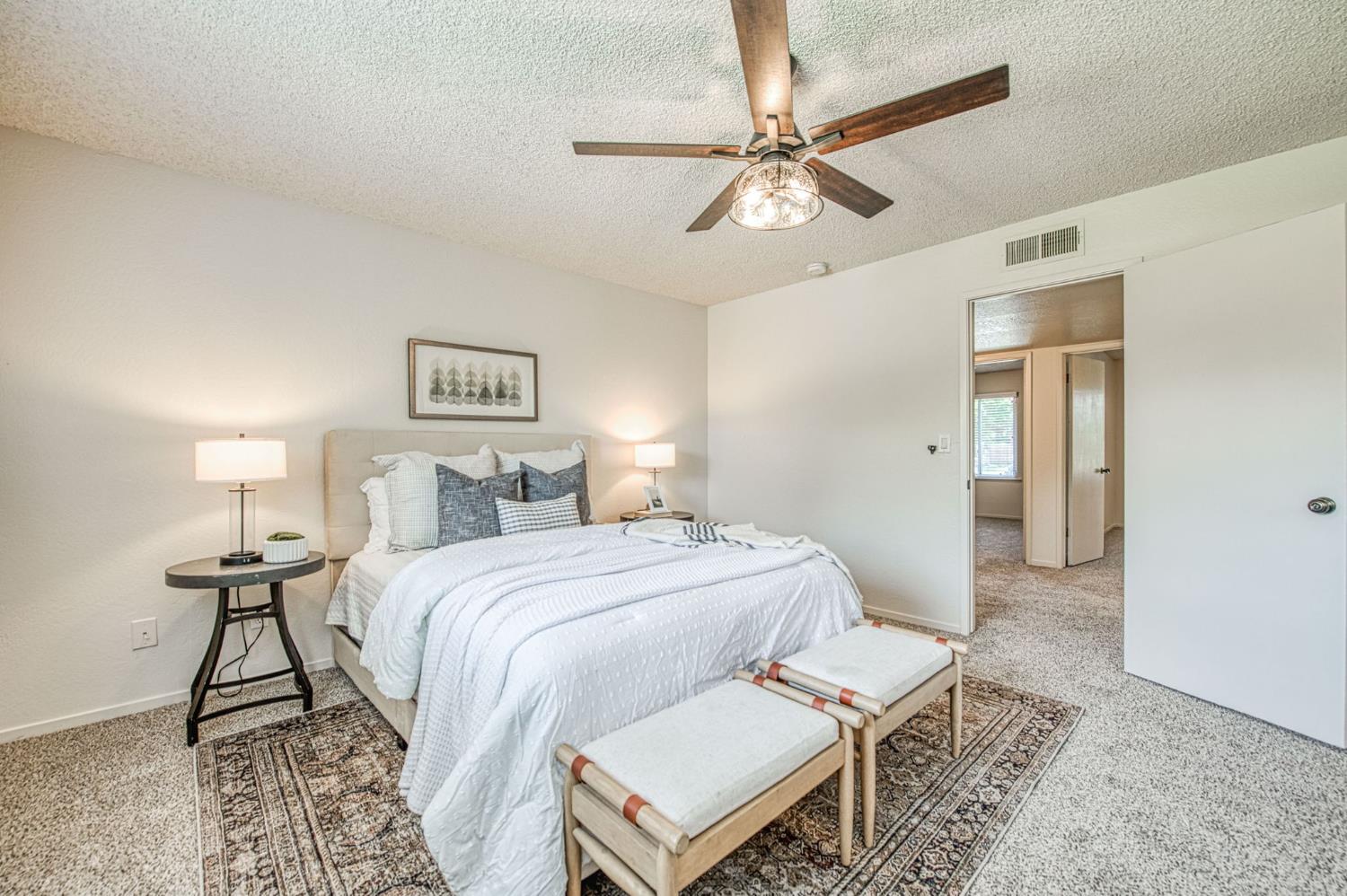 2153 Jenni Ave, Sanger, CA 93657