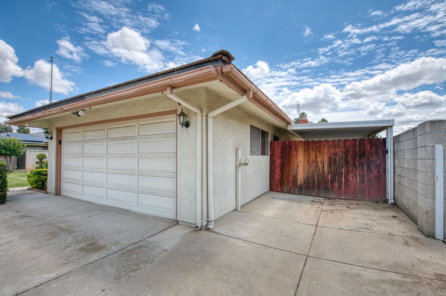 2153 Jenni Ave, Sanger, CA 93657